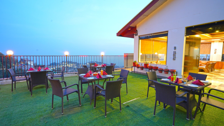 Food & Drinks 5, Hotel Shiva Sanctuary, Kangra