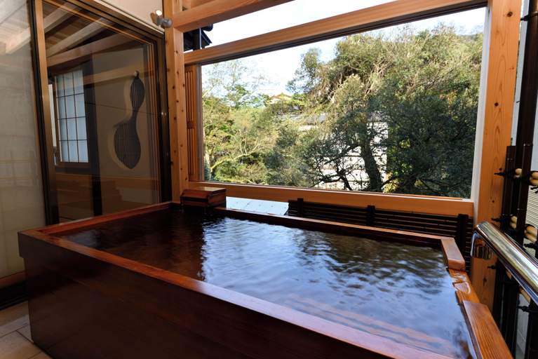 Bathroom, Miyakowasure no Yado Korogiro, Kaga