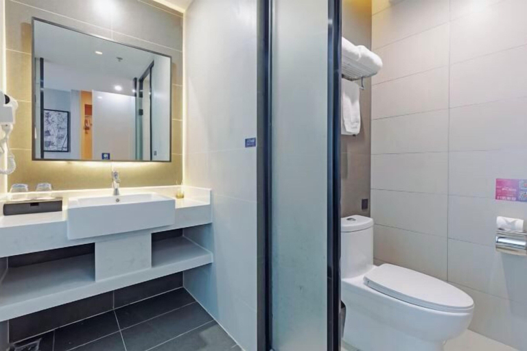 Bathroom 4, LANOU Hotel (Haiyan Science City), Jiaxing