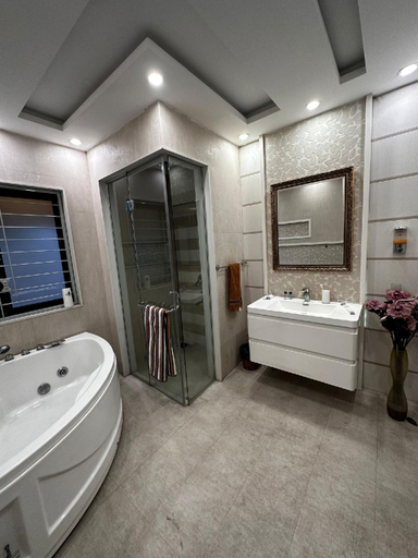 Bathroom 2, Airreside Hotel Apartments DHA Lahore, Lahore