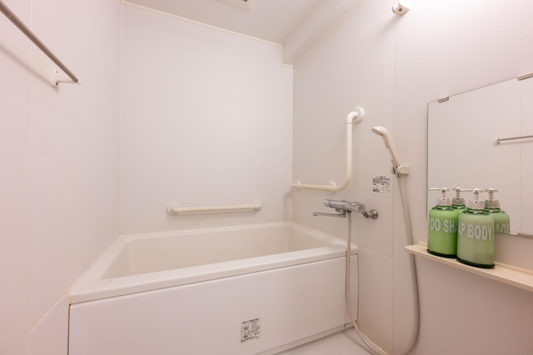 Others 2, LUANAHOTEL IN SINNAKANO, Nakano City
