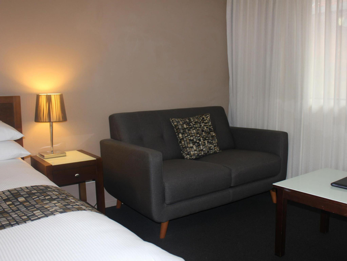 Bedroom 27