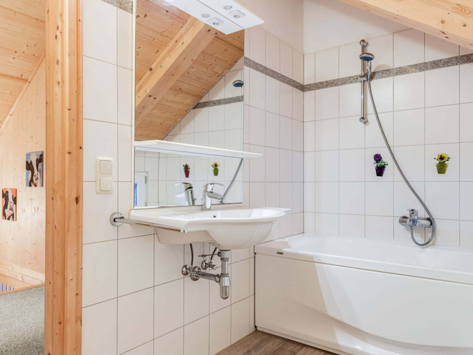 Bathroom 3, Spacious Holiday Home in Styria near Kreischberg Ski Area, Murau