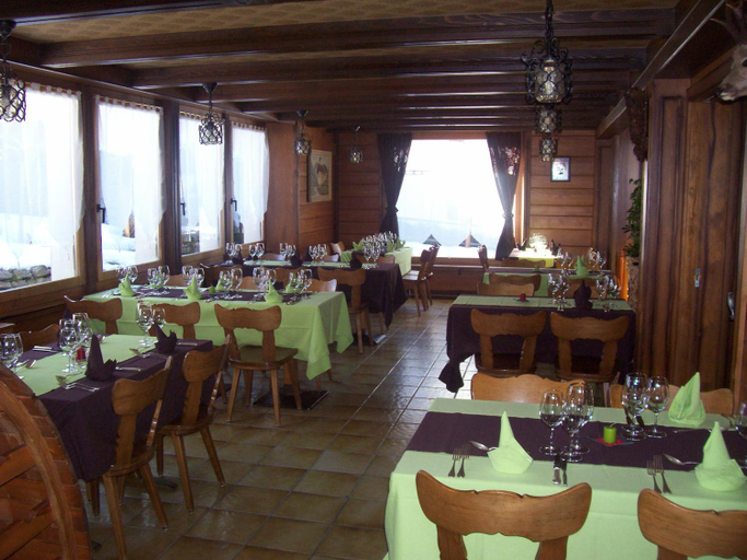 Food & Drinks 5, Hotel du Gd-St-Bernard, Entremont