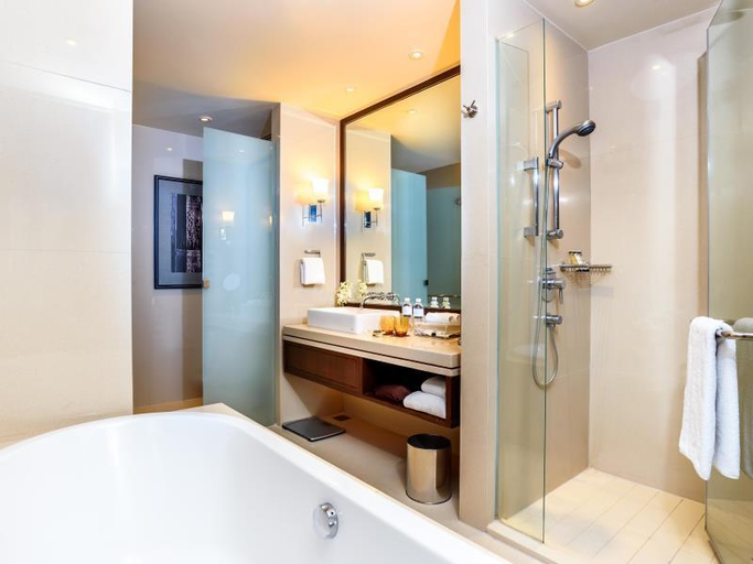 Bathroom 21