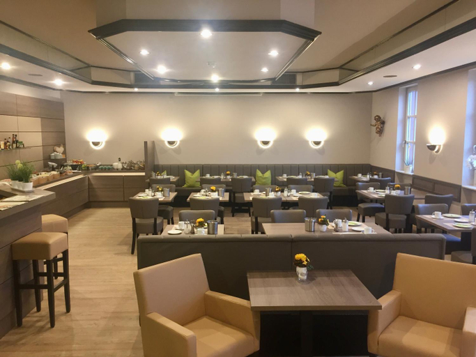 Others 4, Hotel Bronnbacher Hof, Main-Tauber-Kreis