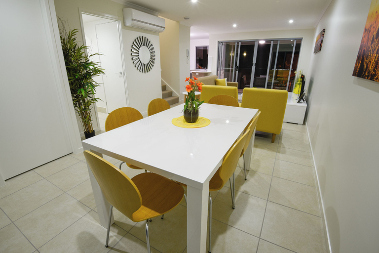 Dining Room 2