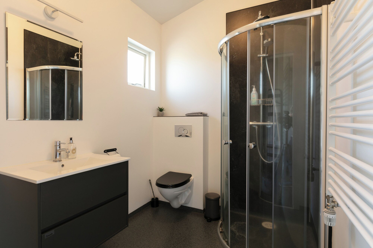 Bathroom 4, Karuna Guesthouse, Sveitarfélagið Skagafjörður