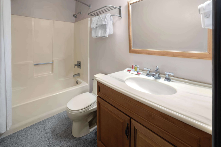 Bathroom 5, Days Inn by Wyndham Wurtsboro, Sullivan