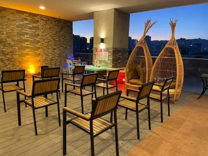 Food & Drinks, Affordable Condo in Cebu City Just Across Sm City Mall Cebu, Cebu City