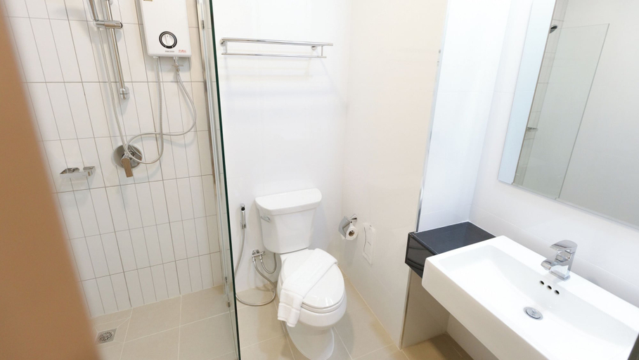 Bathroom 4, B2 Udon Premier Hotel, Muang Udon Thani