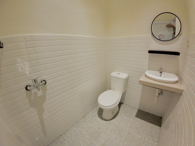 Bathroom 3, Robiu Bed & Breakfast, Banyuwangi