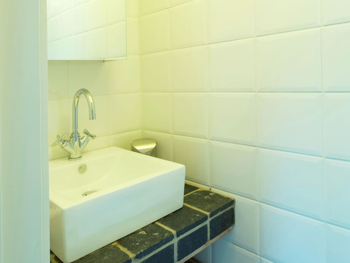 Bathroom 4, Holiday Home in Ederbergland near Knebelsrod, Namur