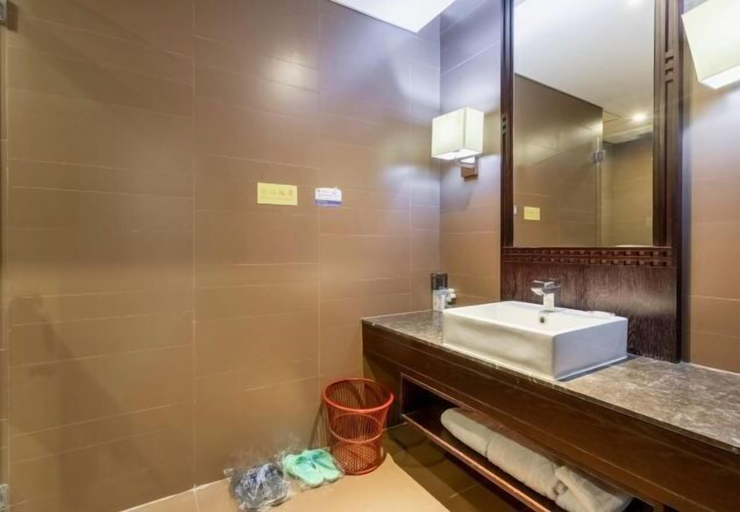 Bathroom 3, Weichang Qianyue Holiday Hotel (Government Branch), Chengde