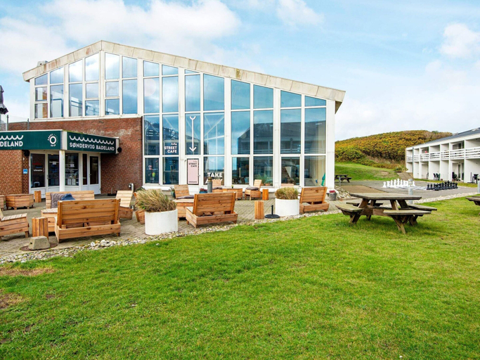 Exterior & Views 2, 8 Person Holiday Park Home in Ringkobing, Ringkøbing-Skjern
