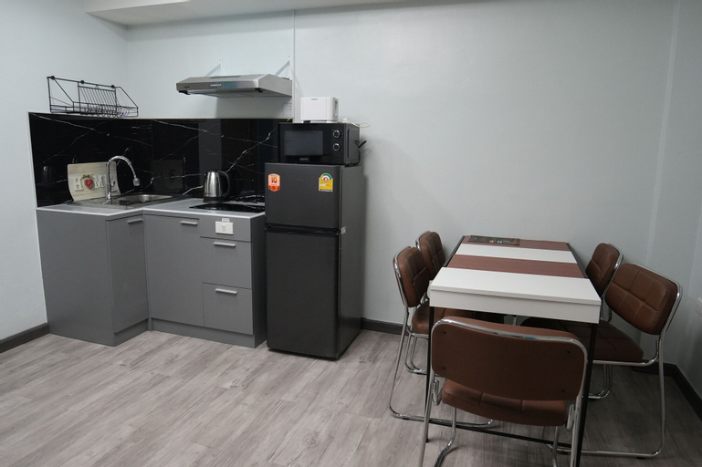 Dining Room 5