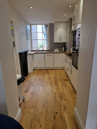 Others 3, City Centre Duplex Sleeps 4 H9, Kingston upon Hull