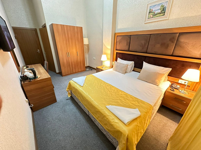 Bedroom 4, Turkiye Hotel - Free Massage - Free Swimming Pool, Baku