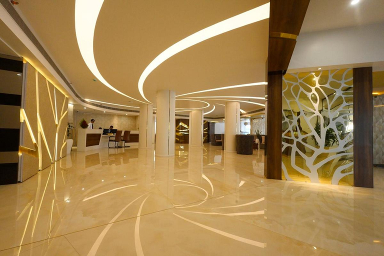 Others 5, Fort Manor, Thiruvananthapuram