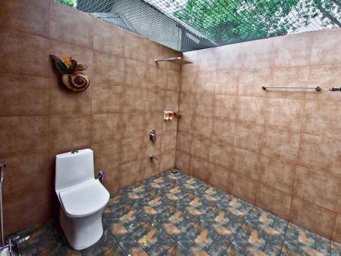 Bathroom 4