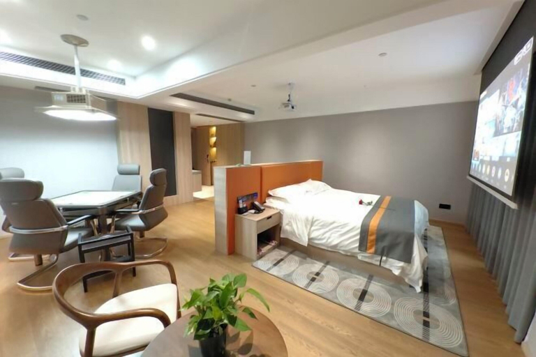Bedroom 2, Huarong Jasmine Hotel, Yueyang