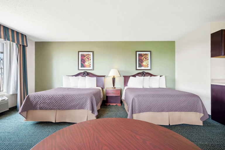 Bedroom 3, Best Western Annawan Inn, Henry