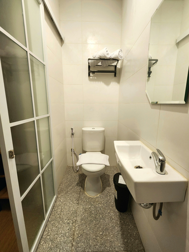 Bathroom 5, Mimaru Hotel Jakarta, Central Jakarta
