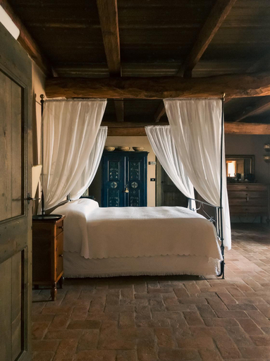 Others 4, B&B Cascina Mattarelle, Mantua