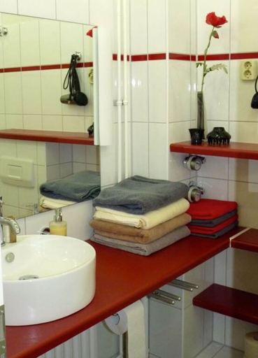 Bathroom 5, Holiday Apartment Schramm, Stormarn