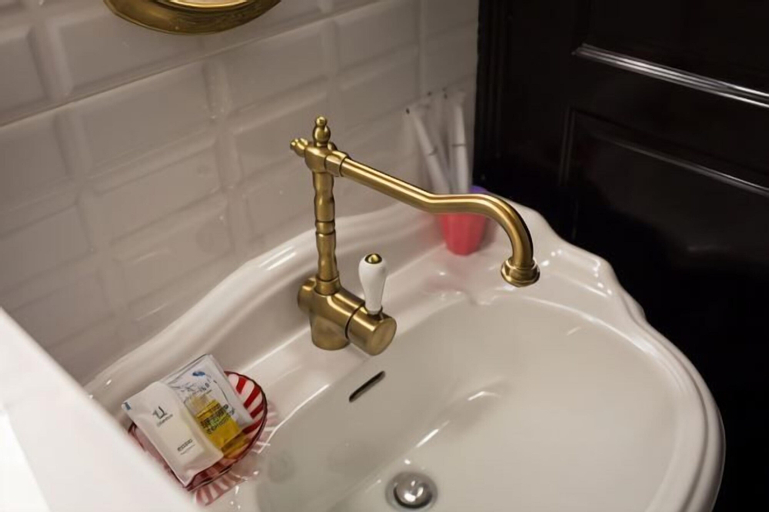 Bathroom 17