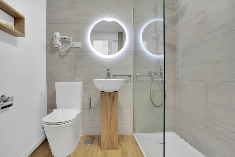 Bathroom 4, Atalaya de Jandía by LIVVO, Las Palmas
