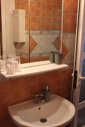 Bathroom 2, Old Town Apartment MARTIN