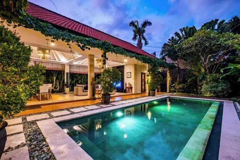 Sport & Beauty 3, Central Seminyak Villa Martini, Badung