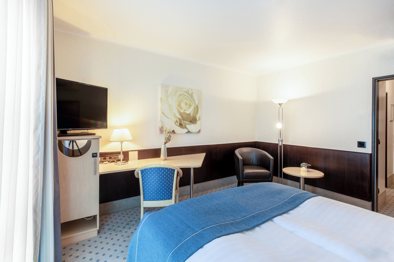 Bedroom 3, Holiday Inn - the niu, Stream Monchengladbach by IHG, Mönchengladbach