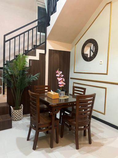 Others 5, Adiemas Villa, Malang