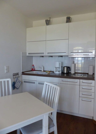 Private kitchen 5, Nice Apartment in Dornumersiel, Vorpommern-Rügen