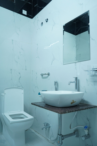 Bathroom 3, JMC HOTEL THE MOON, Indore