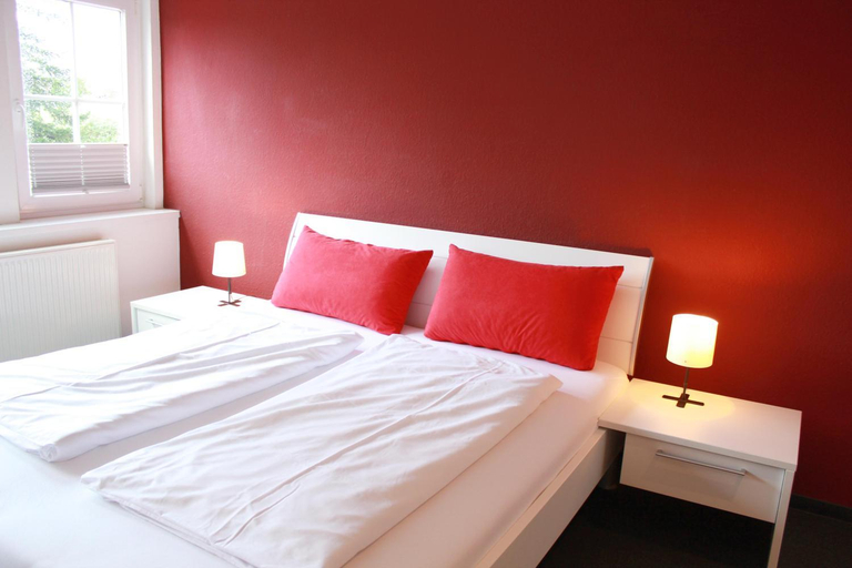 Bedroom 3, Restaurant Ollex and beds Zimmer 4, Ostholstein