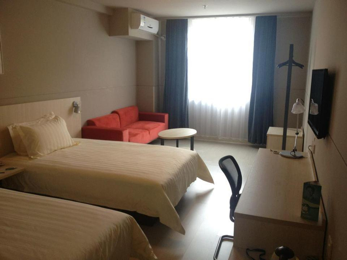 Bedroom 2, Jinjiang Inn Linyi South Suhe Road, Linyi
