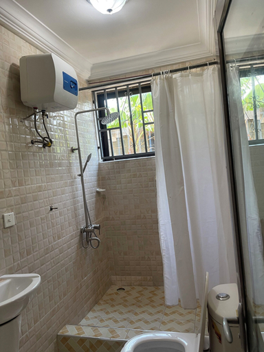 Bathroom 3, CRL Apartment 2, Tema