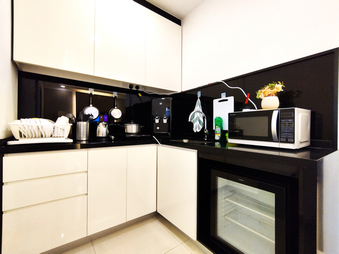 Dining Room 8