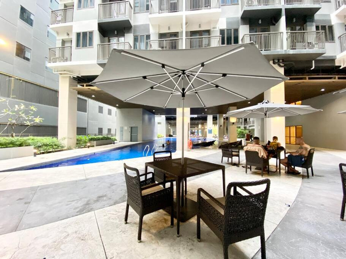 Food & Drinks, Modern 1 Bedroom Unit w/ Balcony in MOA, Pasay City, Parañaque