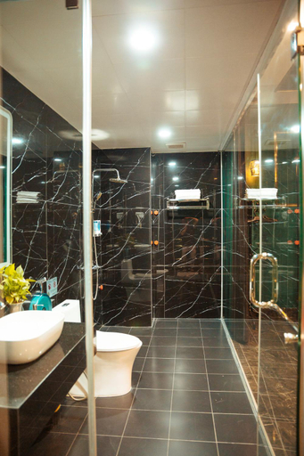 Bathroom 1, Sky Hotel, Bắc Giang