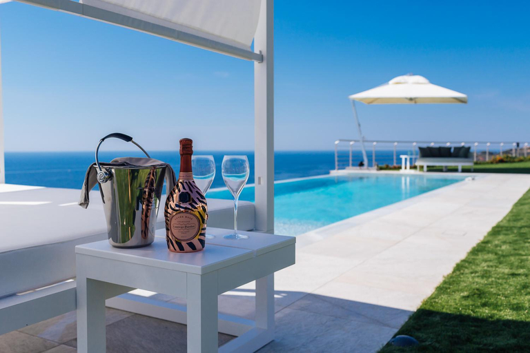 Sport & Beauty 2, Villa Sabrina Riviera dei Fiori a Picco sul Mare con Piscina Privata ,WELLNESS & SPA, Imperia