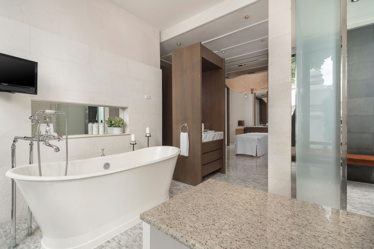 Bedroom 26
