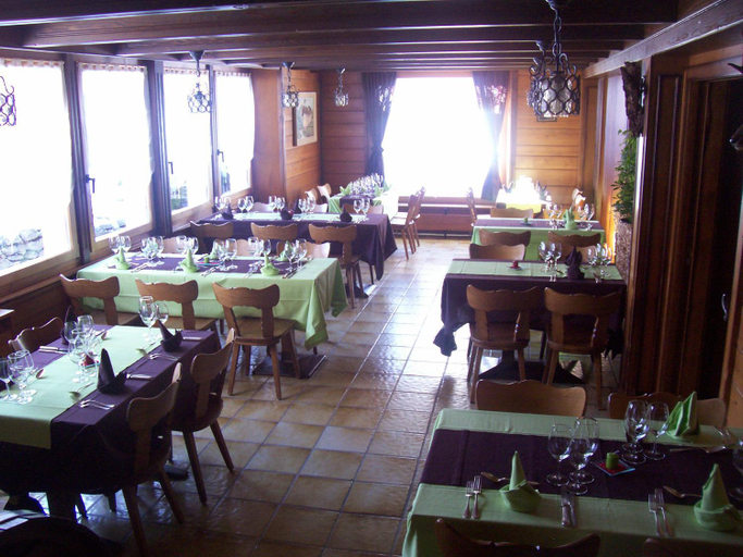 Food & Drinks 3, Hotel du Gd-St-Bernard, Entremont
