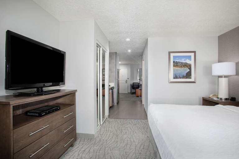 Bedroom 3, Homewood Suites by Hilton Albuquerque-Journal Center, Bernalillo