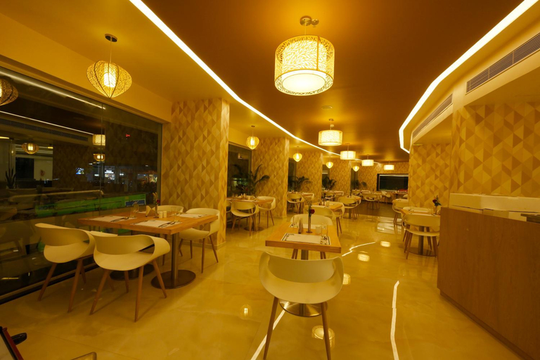 Food & Drinks 4, Fort Manor, Thiruvananthapuram