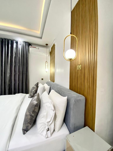 Others 5, De Fivez Hotel, Eti-Osa