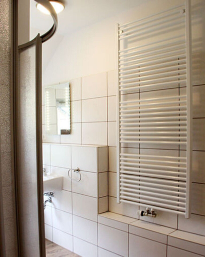 Bathroom, Pear - On the Fruit Tree, Dahme-Spreewald